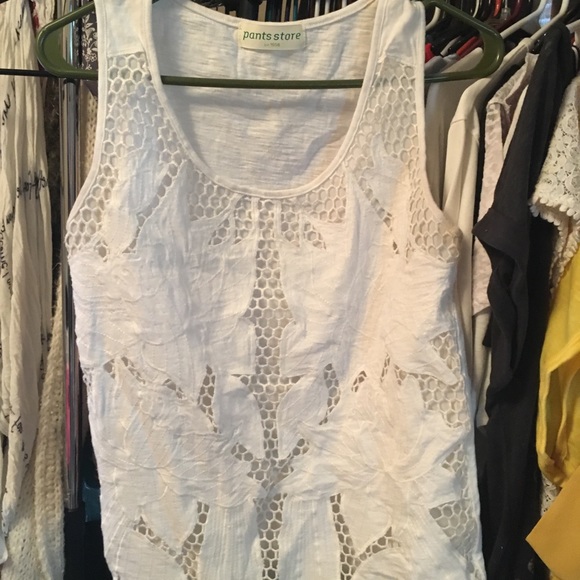 Tops - Picture 6 of 8